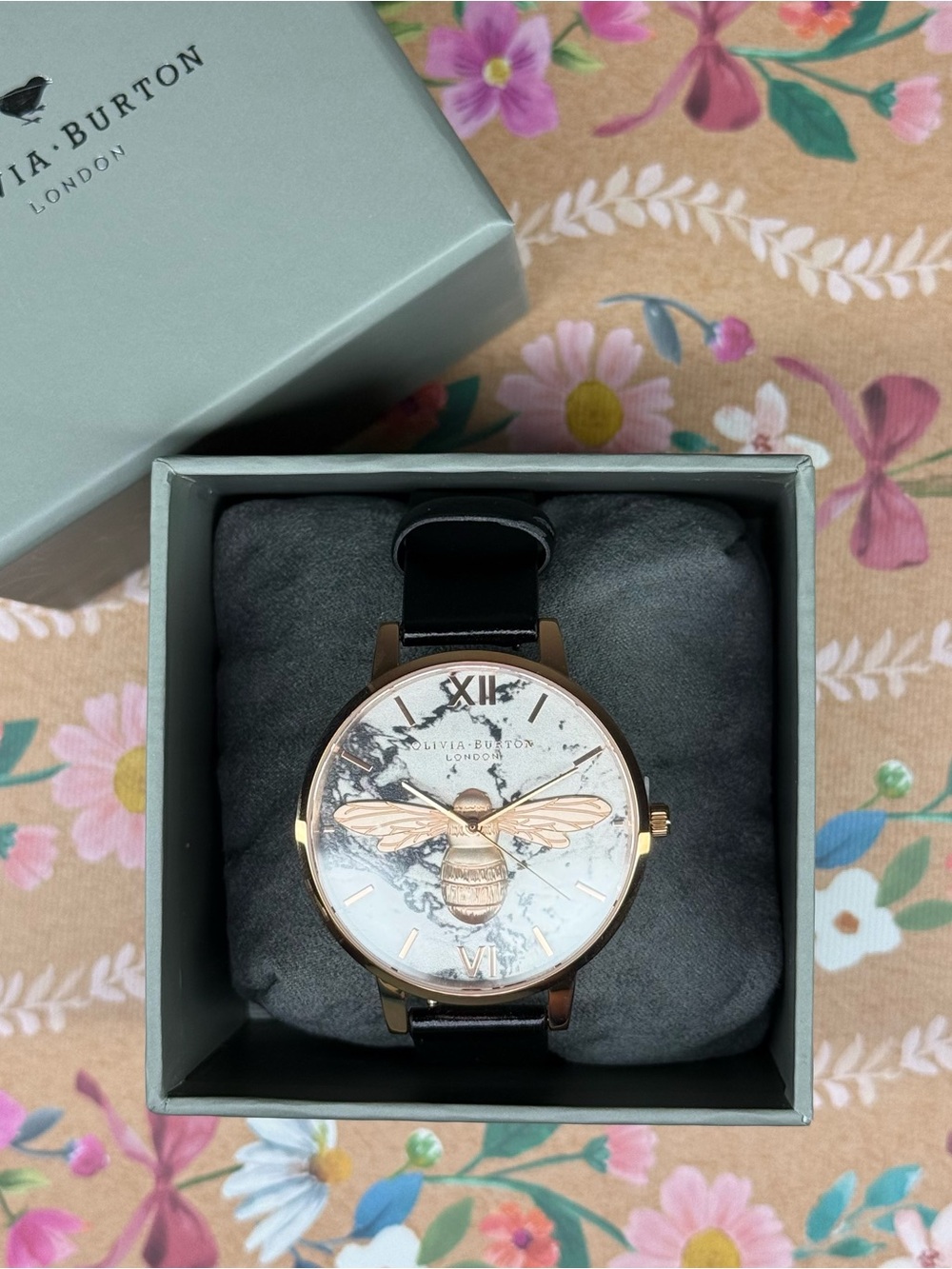 Olivia Burton ShoreDitch Marble Bee Watch 40mm Face With RoseGold 3D Bee